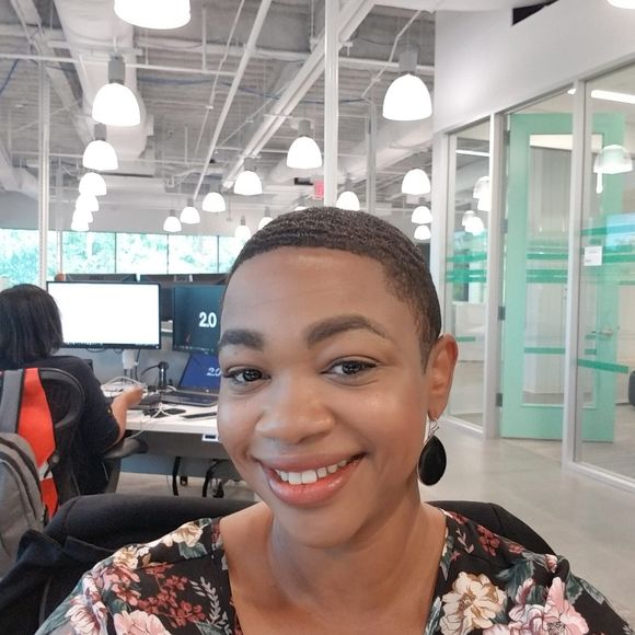 Meet your Posher, Brandi - Picture 1 of 1